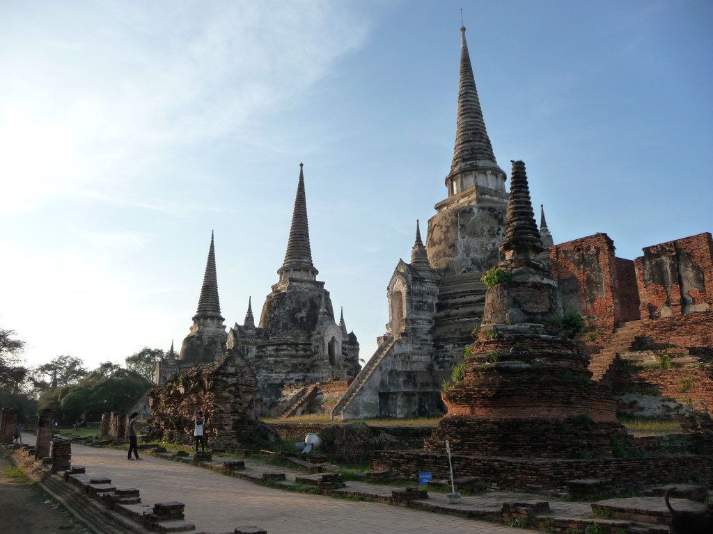 Stupy v komplexe Wat Phra Si Sanphet