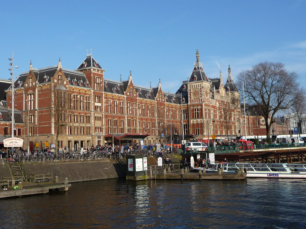 Hlavná železničná stanica v Amsterdame