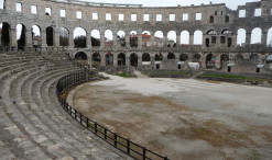 Rímska aréna v Pule